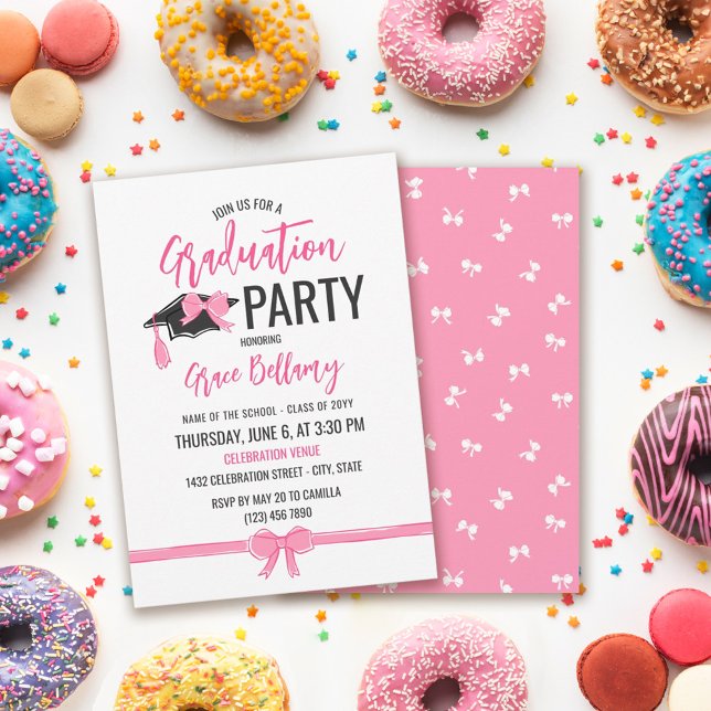 Invitación Celebración de graduación de cerdas rosadas Girly  (Subido por el creador)