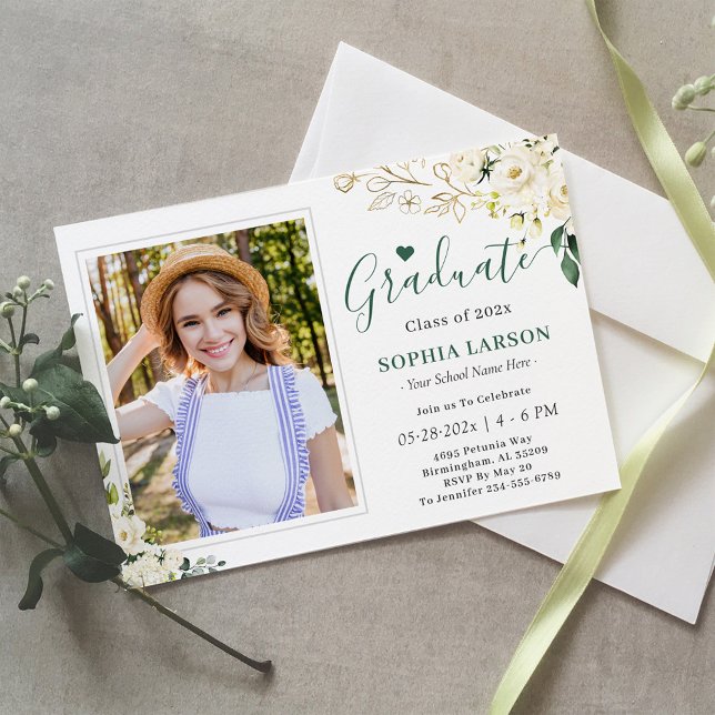Invitación Celebración de Graduación de Foto Floral de Oro de (Subido por el creador)