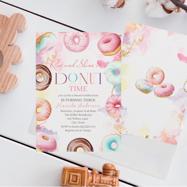 Invitación Celebración de la acuarela en Donat Time girando e (Subido por el creador)