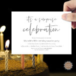 Invitación Celebración de la fiesta de cumpleaños sorpresa<br><div class="desc">Es una tarjeta de invitación para celebración de cumpleaños sorpresa. ¿Planeando la celebración de la fiesta de cumpleaños de tu amada familia? Invite a los huéspedes con esta tarjeta de invitación perfecta.</div>