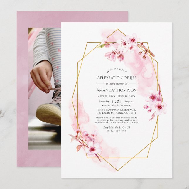 Invitación Celebración de la vida con flores de cerezo rosado (Anverso / Reverso)