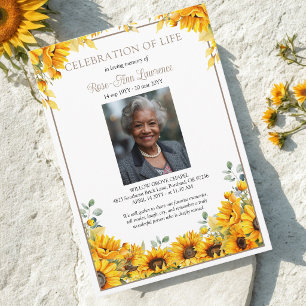Invitación Celebración de la vida de girasol Foto Funeral