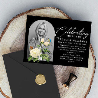 Invitación Celebración de la vida por caligrafía de flor blan