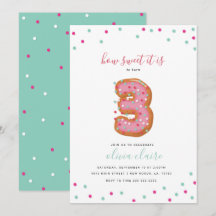 Celebración dulce el | tres del cumpleaños