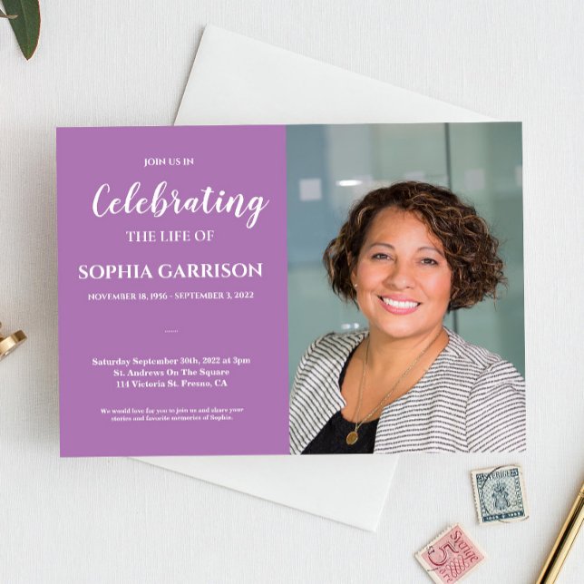 Invitación Celebración púrpura de la vida con un funeral foto (Subido por el creador)