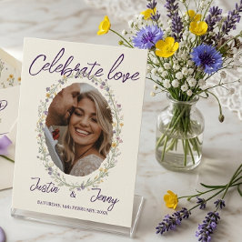Invitación Celebrar Amor Floral Simple Boda Moderna