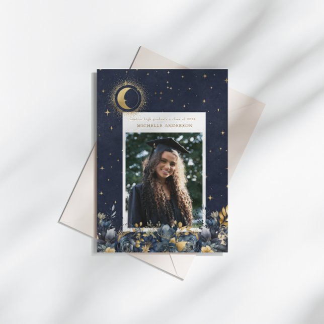Invitación Celestial Floral Moon Graduation Announcement (Subido por el creador)