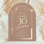 Invitación Celestial Mocha Gold Sun Moon Stars 30 cumpleaños<br><div class="desc">Astronomía celestial Mocha Mousse Gold Sun Moon 30th Birthday Invitation presenta un elegante sol dorado, luna y estrellas con un marco dorado sobre un fondo de mousse mocha. Adentro está tu personalizado la información de la invitación por trigésimo cumpleaños. Personalice editando el texto en los cuadros de texto. Diseñado por...</div>