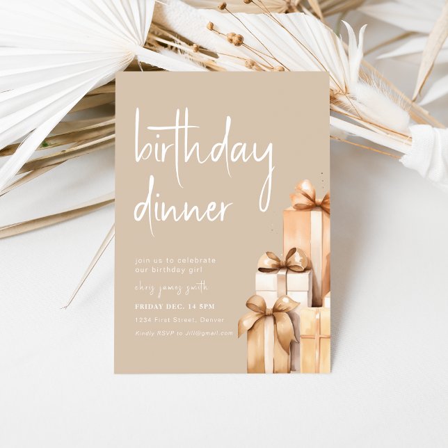 Invitación Cena beige de cumpleaños con presentaciones (Subido por el creador)