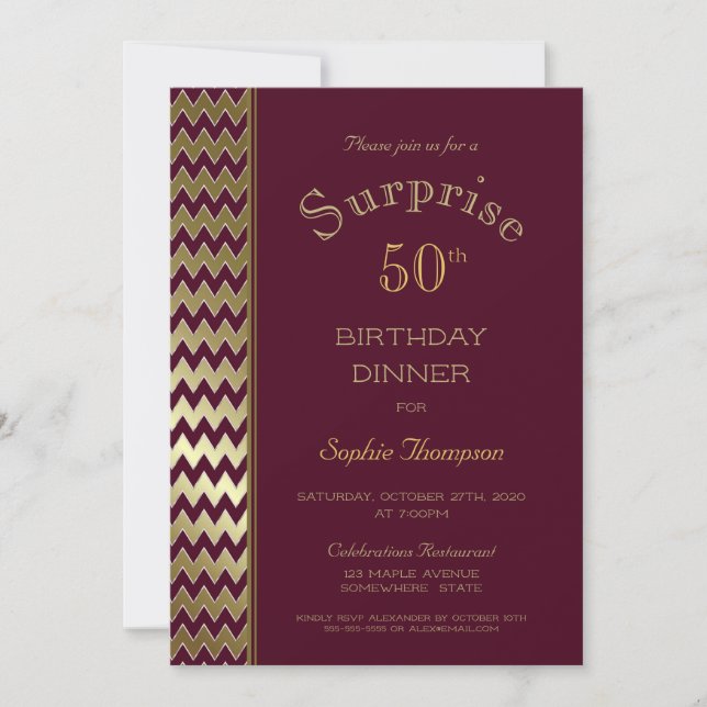 Invitación Cena de cumpleaños 50 de Maroon Gold Chevron (Anverso)