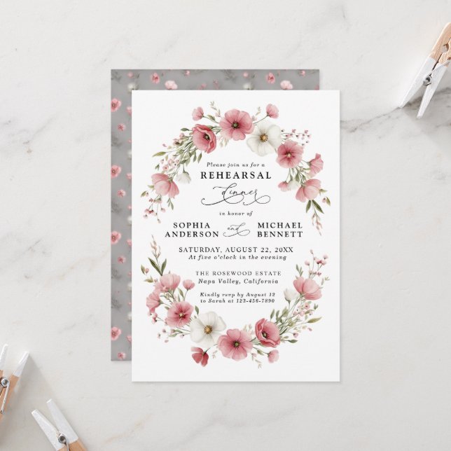 Invitación Cena de ensayo de boda de flores silvestres rosada (Anverso/Reverso In Situ)