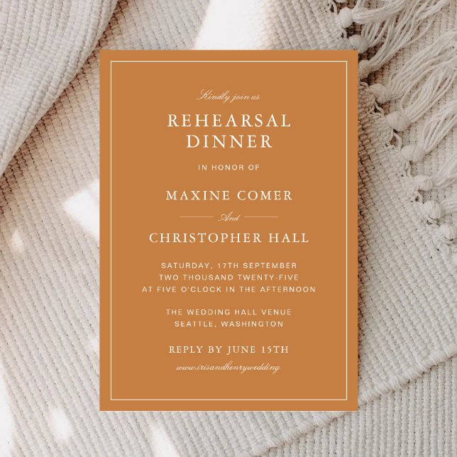 Invitación Cena de Ensayo Elegante Formal Naranja Quemada (Elegant burnt orange rehearsal dinner invitation creates a warm and welcoming celebration vibe.)