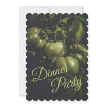 Cena de fiesta de tomates rústicos verdes malhumor