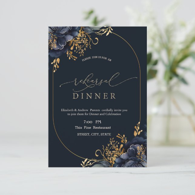 Invitación Cena elegante de flores azules de la marina (Anverso de pie)