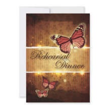 cena romántica de casamiento de mariposa caída