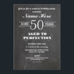 INVITACIÓN CHALKBOARD DEL PARTIDO 50 INVITA SORPRESA<br><div class="desc">Invitación a la fiesta de cumpleaños de pizarra blanca y negra. Perfecto para cualquier edad fiesta de cumpleaños...  SIMPLEMENTE CAMBIE EL TEXTO PARA QUE SE ADAPTE A SU FIESTA. Se incluye la impresión posterior.</div>