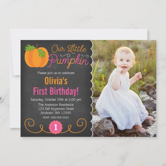 Invitación Chalkboard Little Pumpkin Naranja Rosado Cumpleaño (Anverso)