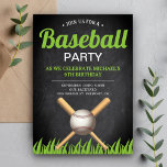 Invitación Chalkboard Sports Kids Baseball Birday Party<br><div class="desc">Invite a sus huéspedes con esta genial invitación a la fiesta de cumpleaños con temas de béisbol, que incluye murciélagos cruzados y un béisbol con tipografía moderna sobre un fondo de pizarra. Simplemente agregue los detalles de su evento en esta plantilla fácil de usar para convertirla en una invitación única....</div>