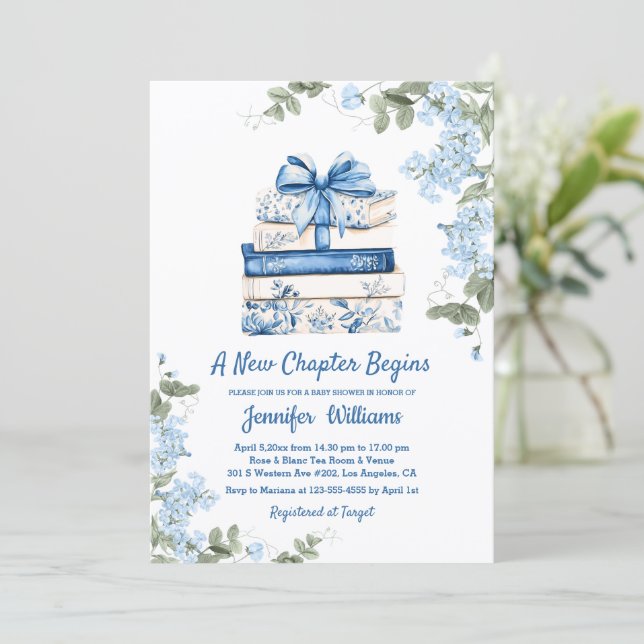 Invitación chapter begins, blue bow books floral baby shower  (Anverso de pie)