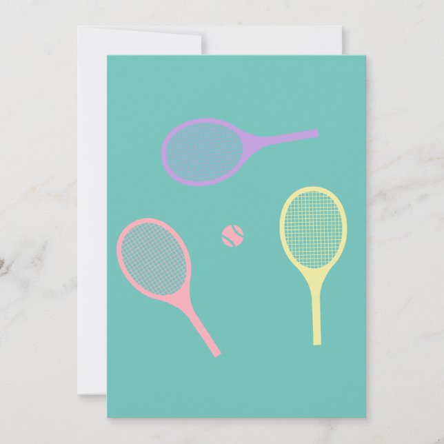 Invitación Chaquetas de tenis pasteles con bola de tenis en v (Anverso)