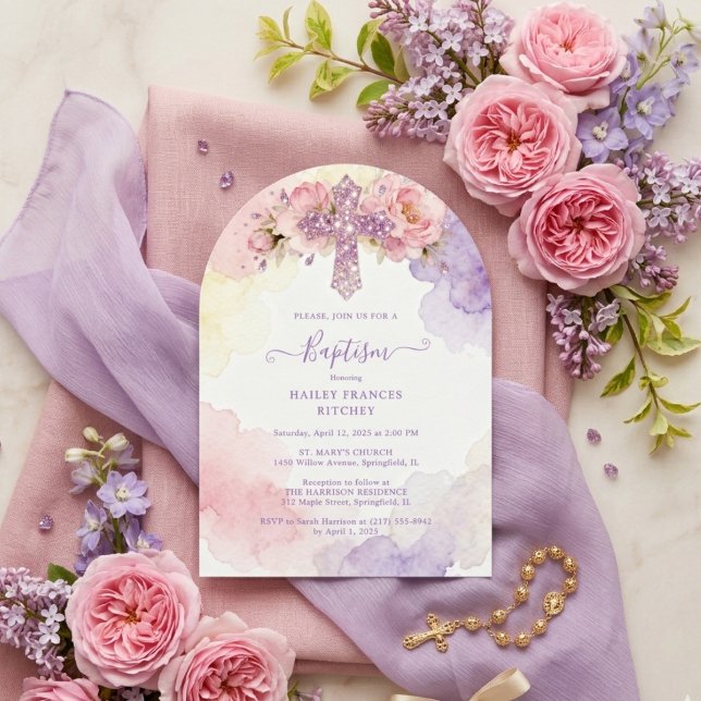 Invitación Charming Lavender Glitter Floral Cross Baptism (Charming Lavender Glitter Floral Cross Christian Baptism Invitation Card Design.)