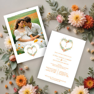 Invitación Cherish Orange & Green Floral Heart Wreath Wedding