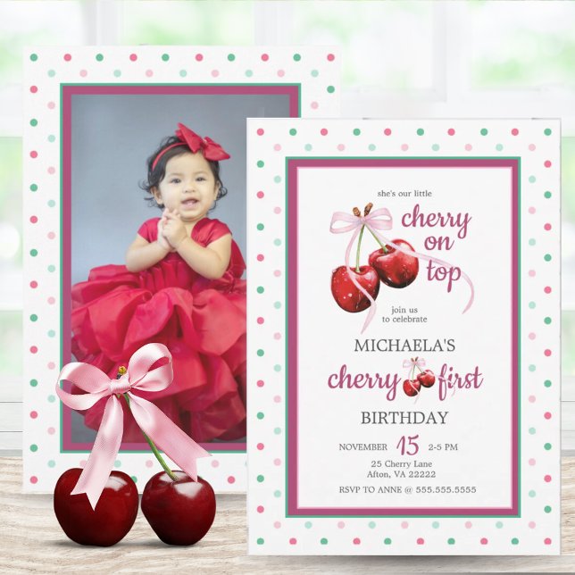 Invitación Cherry Pink Coquette Bow foto de primer cumpleaños (Cherry First Birthday Polka Dot Photo Invitation)