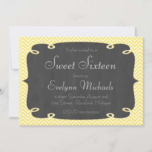 Invitación Chevron Chalkboard amarillo dulce dieciséis (Anverso)