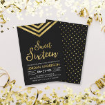 Invitación Chevron Faux Gold moderno dulce 16 cumpleaños<br><div class="desc">Invitación de 16 cumpleaños con un elegante chevron geométrico y la palabra "Sweet Sixteen" (Dieciséis Dulces) en oro falso con un fondo negro. La tarjeta incluye un patrón de correspondencias en la parte posterior. Consulte los elementos coincidentes aquí http://www.zazzle.com/collections/modern_faux_gold_chevron_celebration_collection-119531050277382712?rf=238364477188679314 Personalícelo reemplazando el texto del marcador de posición para agregar su...</div>