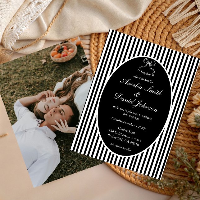 Invitación Chic Bow Minimalist Stripe Black white Wedding  (Subido por el creador)