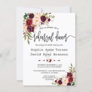 Invitación Chic Burgundy Floral Handwriting Rehearsal Dinner