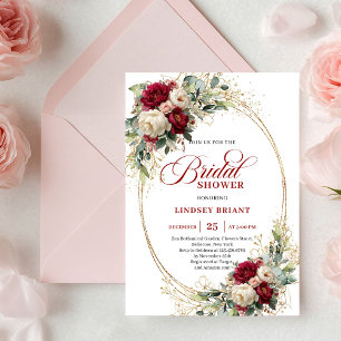 Invitación Chic Burgundy y Rosas Blancas Regadera Nupcial de