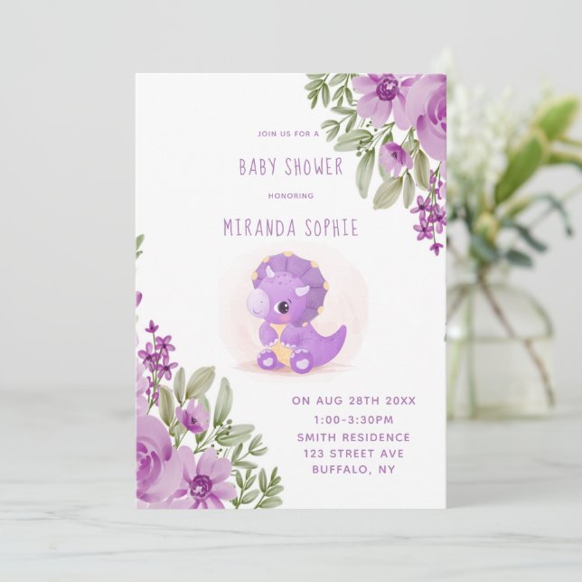 Invitación Chica Baby Shower de Cute Purple Dinosaur Florals (Anverso de pie)