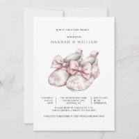 Chica de baño de bebé con toile rosa