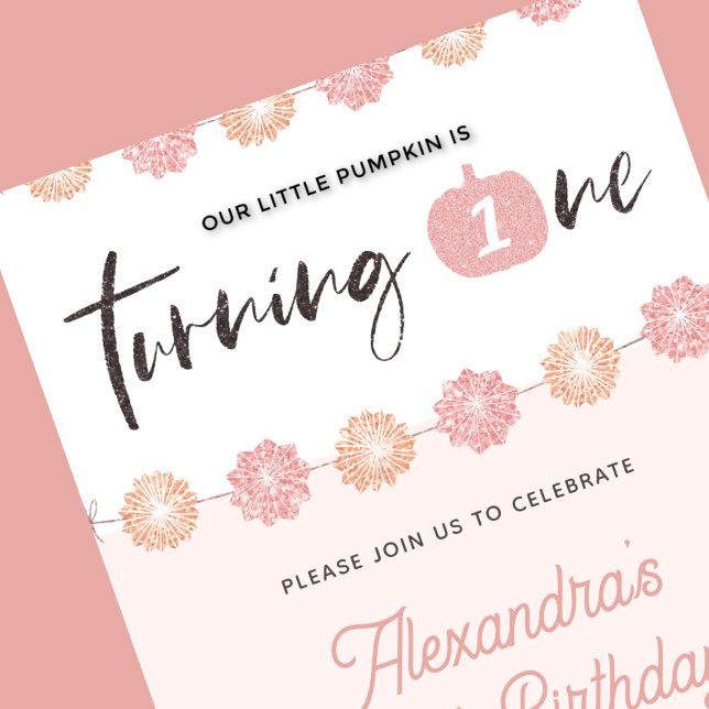 Invitación Chica de calabaza Halloween con flores rosadas Pri (Halloween-1st-birthday-Invitation-Pumpkin-Girl-Pink-Floral-1)