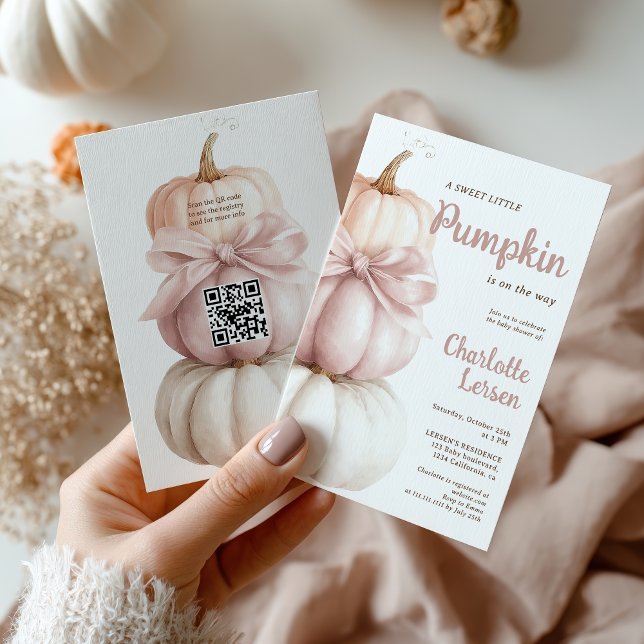 Invitación Chica de calabaza rosa pequeño Baby Shower QR Códi (Pink Bow Little Pumpkin Girl Baby Shower QR Code Invitation)