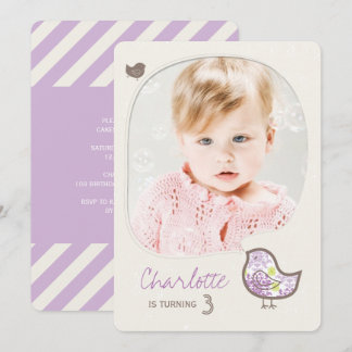 Invitación Chica de pájaro Cute Purple Damask Foto fiesta de 