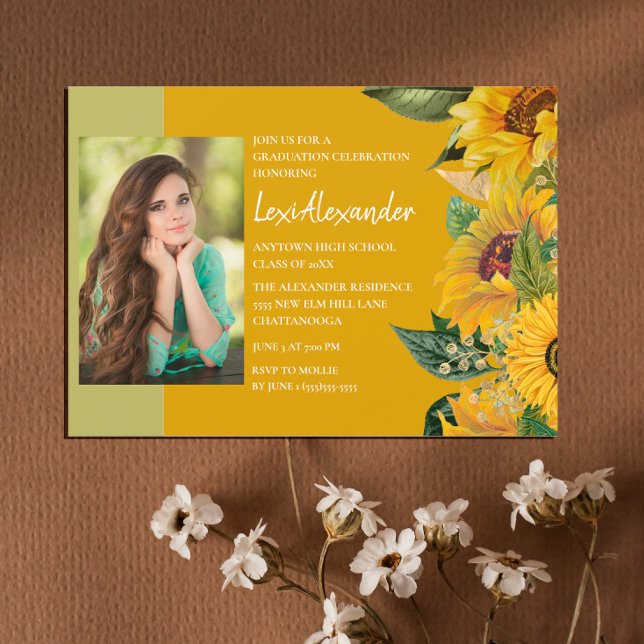Invitación Chica del partido ruso de graduación de girasol (Subido por el creador)