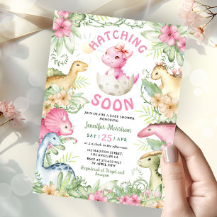 Invitación Chica Dinosaurio a punto de Nacer Fiesta de Bebé