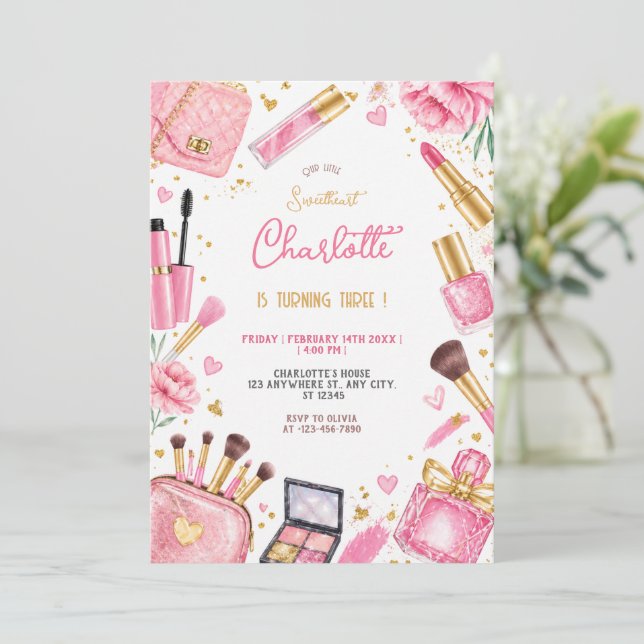 Invitación Chica glamurosa de fiesta de cumpleaños con maquil (Anverso de pie)