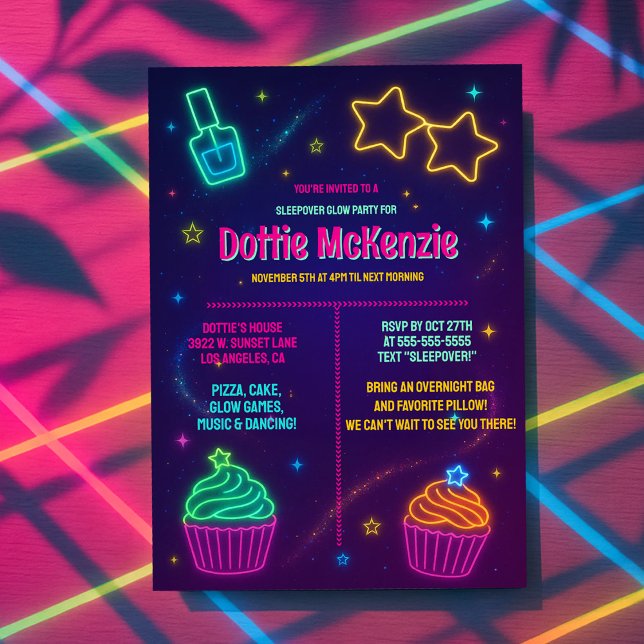 Invitación Chica Glow Neon Cupcake Nail Fiesta de madera pola (Subido por el creador)