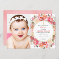 Chica rosa de color coral.