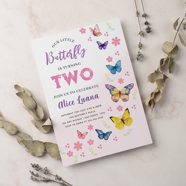 Invitación Chicas cortan a los niños mariposa rosada púrpura  (Subido por el creador)