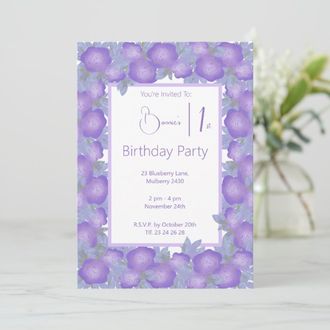 Invitación chicas de Illusima Purple Floral primer Fiesta de  (Anverso de pie)