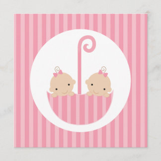 Invitación Chicas gemelos en paraguas rosado