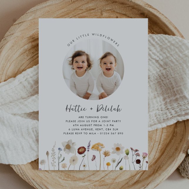 Invitación Chicas gemelos Wildflower Foto Cumpleaños Conjunto (Zazzle Wildflower Twin Girls Photo Joint Birthday Invitation)