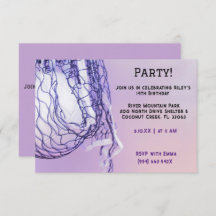 Chicas ligan voleibol deportivo púrpura