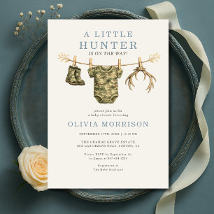 Invitación Chico Camuflaje Cazador Ropa de Bebé en la Cuerda 