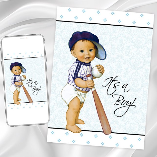 Invitación Chico de Damasco Azul Baby Shower (Sweet baseball baby shower invitation with adorable baby boy with baseball hat, bat and ball.)
