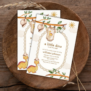 Invitación Chico de ducha de bebé ropa de dinosaurio de la se